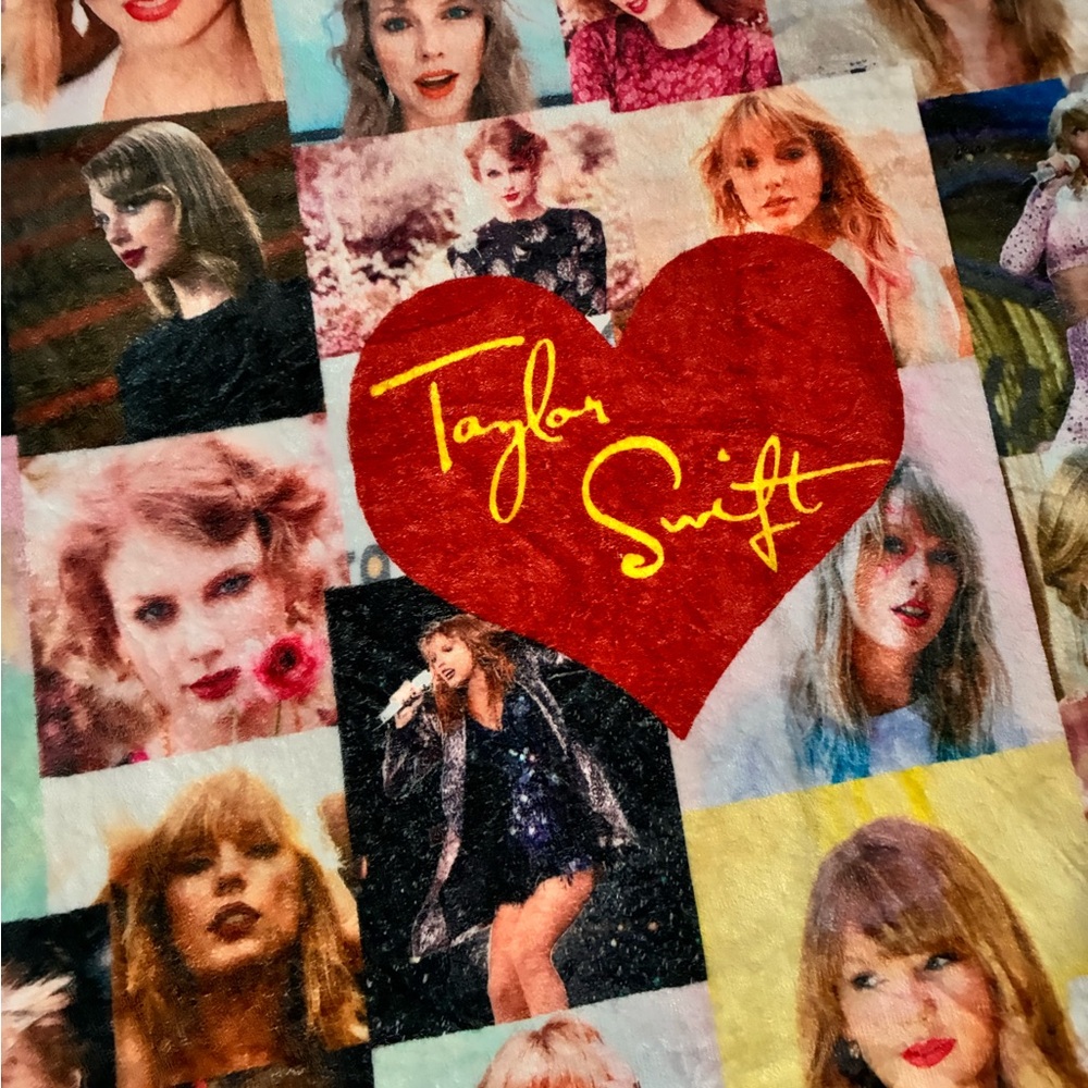 Taylor Swift Collage Blanket - Picture 3 of 6